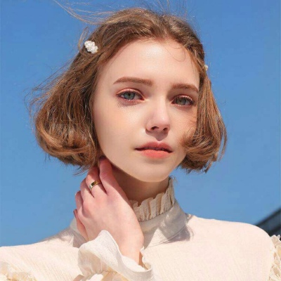 农场拖拉机驾驶